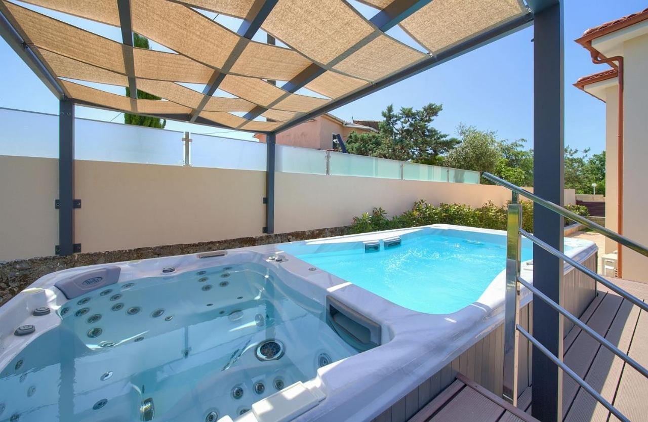 Holiday House Sea & Sun Residence Rasopasno Εξωτερικό φωτογραφία