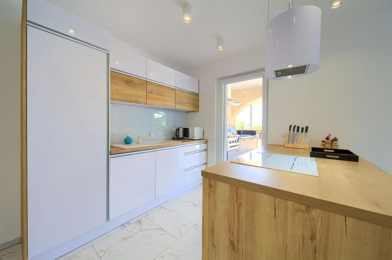 Holiday House Sea & Sun Residence Rasopasno Εξωτερικό φωτογραφία